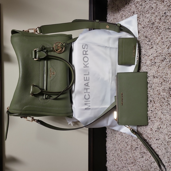 Michael Kors Handbags - Michael Kors Army Green Set